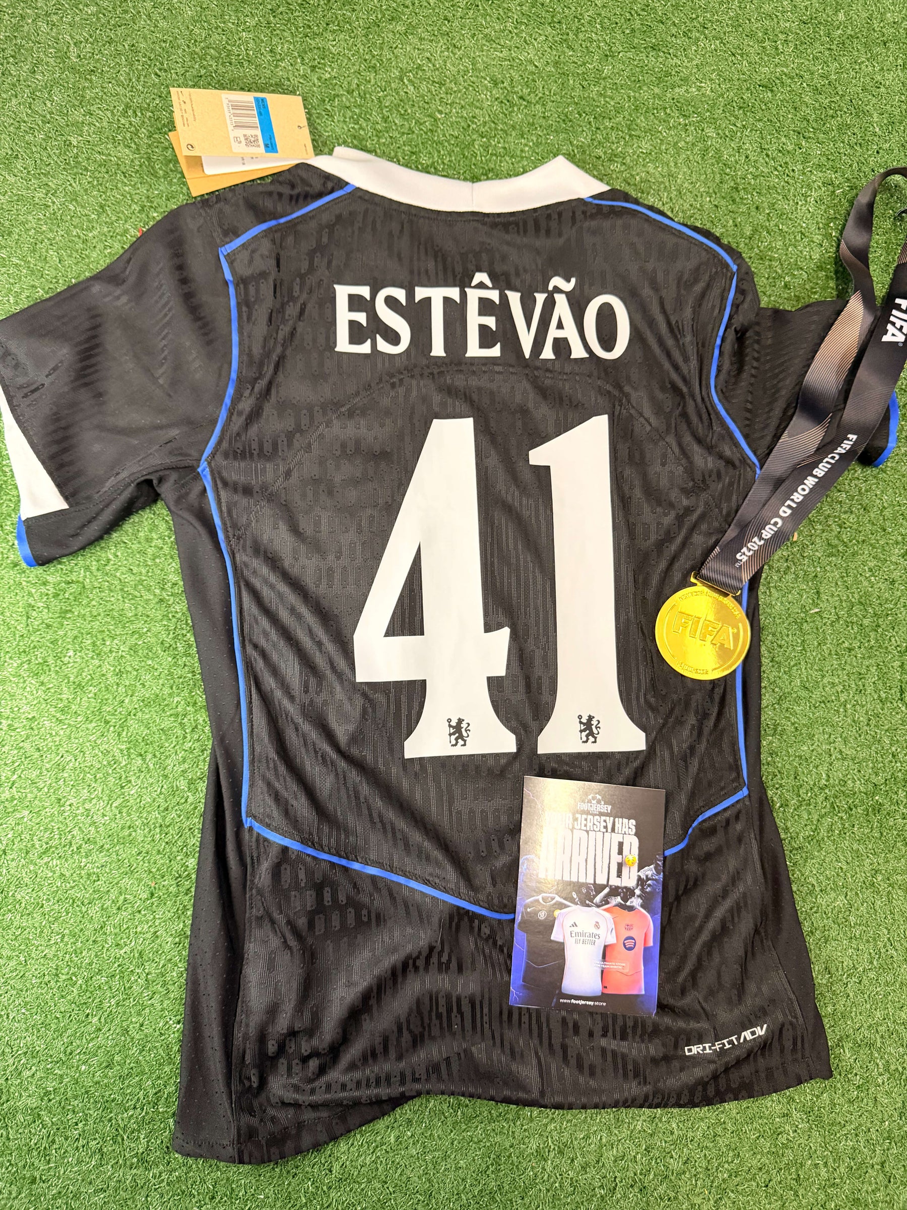 Chelsea Legacy Edition: Third Kit & Gold Medal Combo