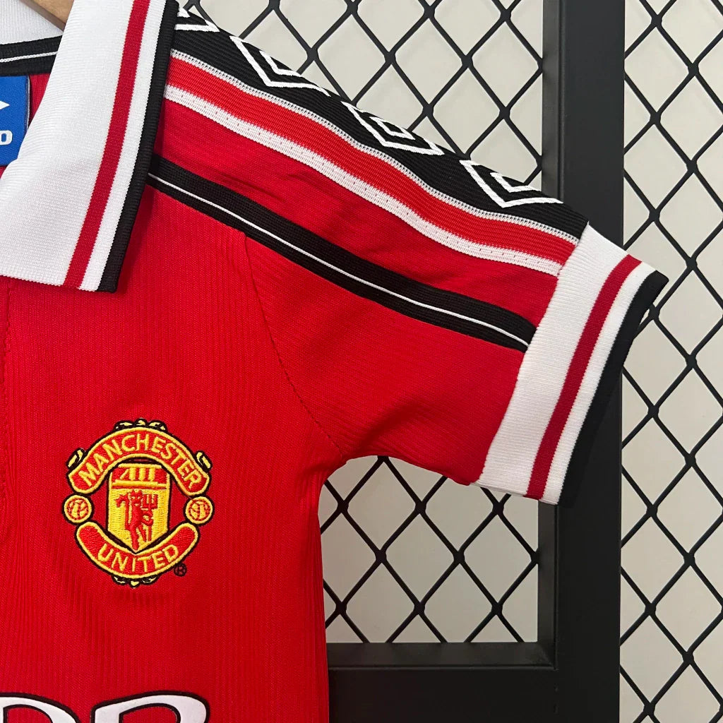Kids Manchester United Home Kit 1999/2000 - Retrテエ