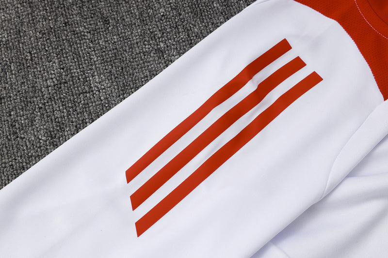 Agasalho de treino Internacional 25/26 - Branco