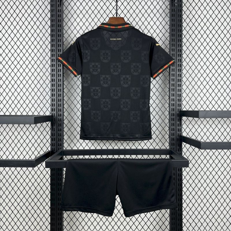 Kids Portugal Special Edition Eusébio Kit