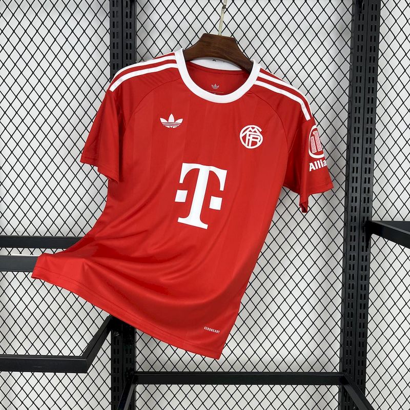 Bayern Munich Goalkeeper Jersey 2025/26