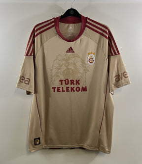 Galatasaray 2010/11 Away Retro Jersey