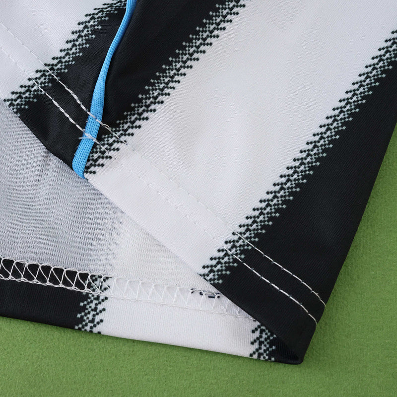 Kids Newcastle United Home Kit 25/26