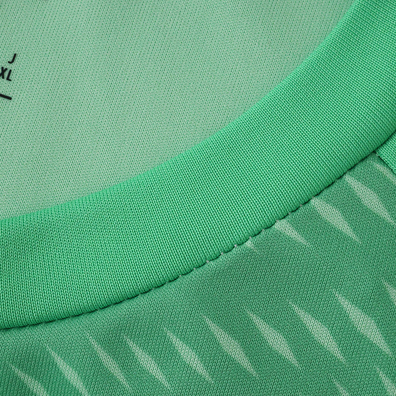 Liverpool Goalkeeper Jersey 2025/26