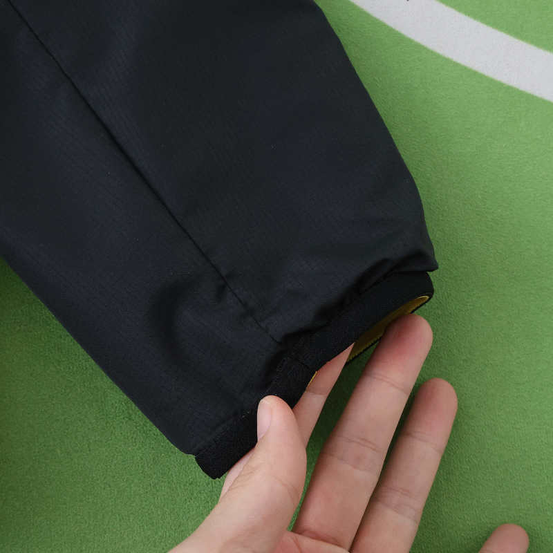 Jamaica II Windbreaker Reversible