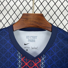 Paris Saint Germain Home Jersey 2025/26 - World Champion Patch