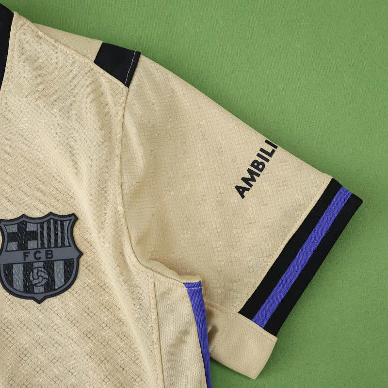 Barcelona x Kobe Bryant Woman Away Jersey 2025/26