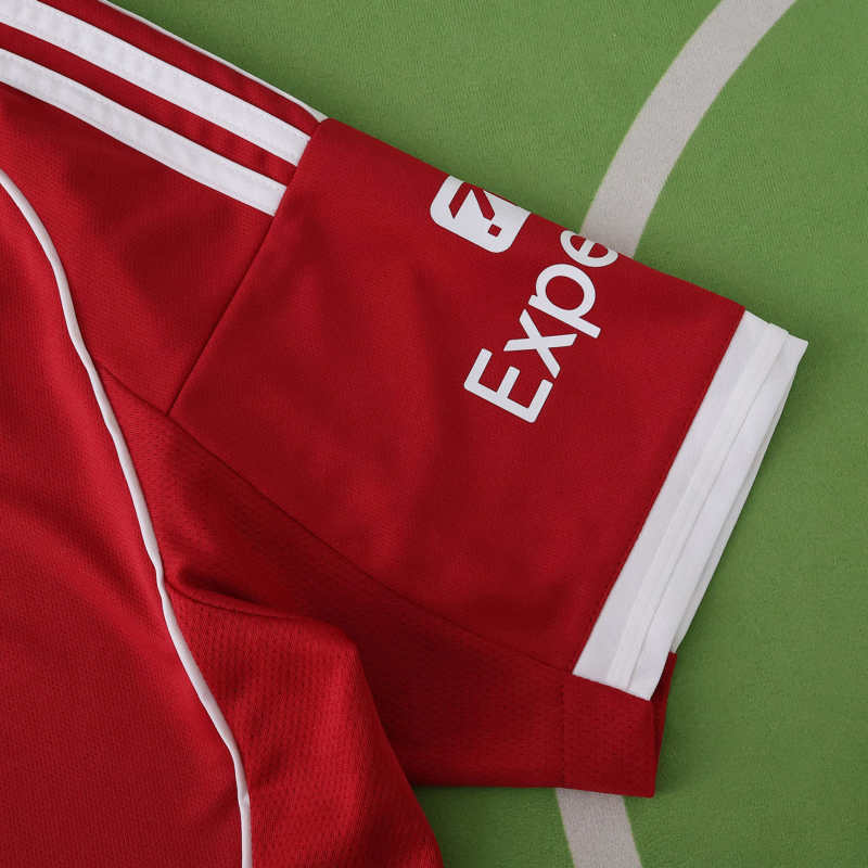 Liverpool Home Jersey 2025/26