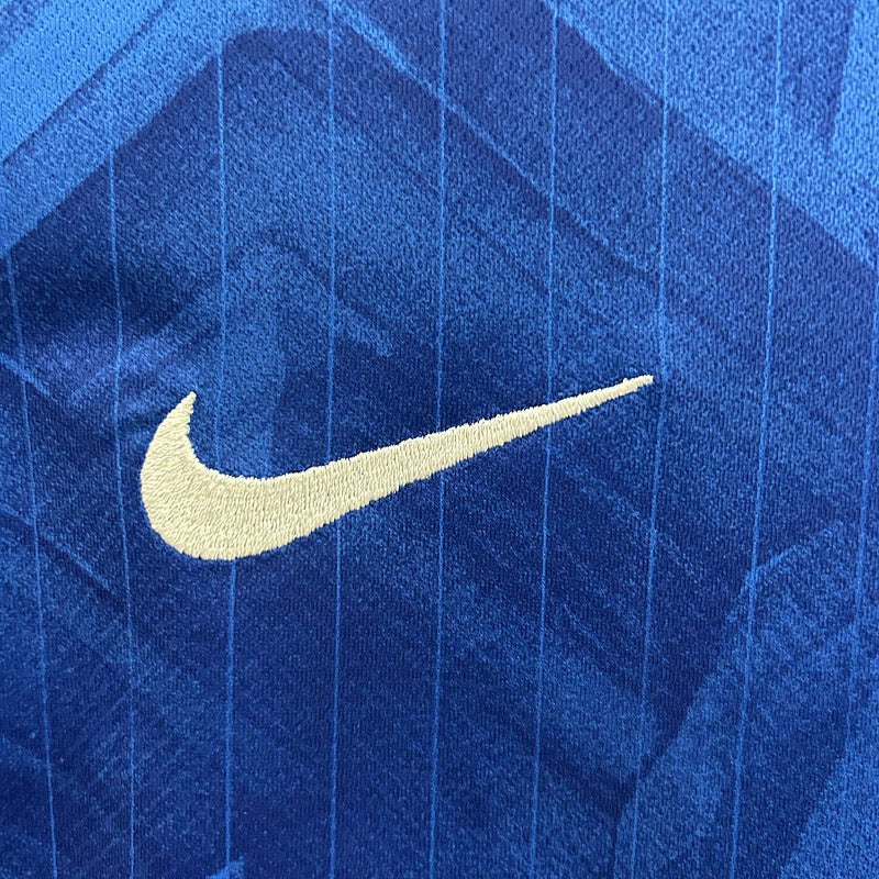 Kids Chelsea Home Kit 25/26 with World Champions 25 printing