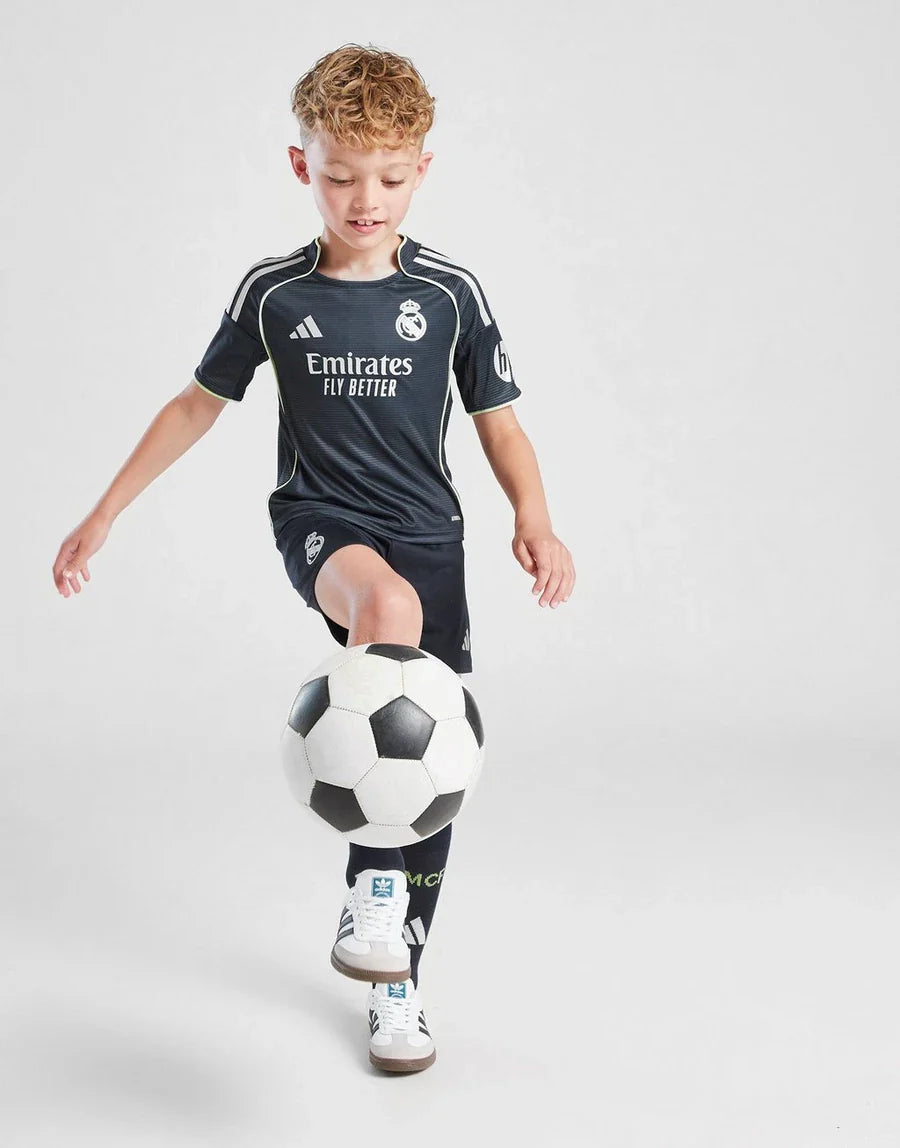 Kids Real Madrid Kit 25/26