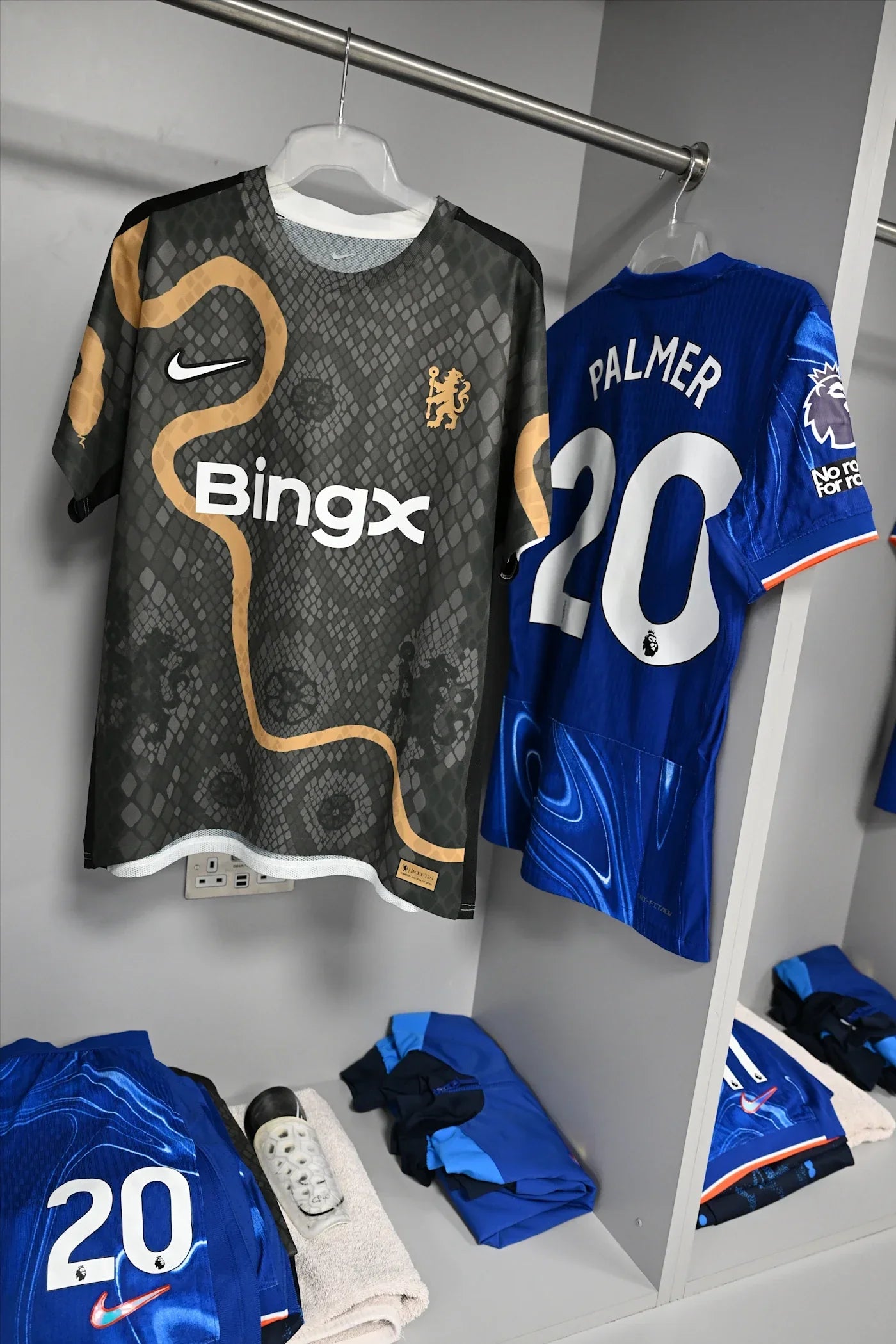 Chelsea Nike Year of The Snake Limited Edition Pre Match Top